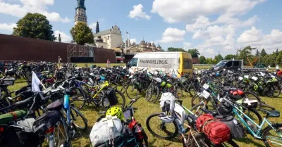 W poniedziałek na Jasną Górę z Warszawy wyruszą pątnicy rowerowi